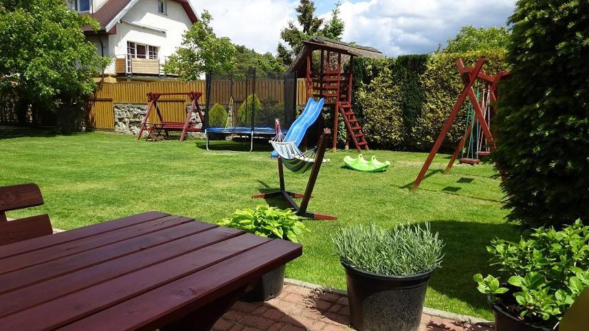 Apartamenty Gosciniec Re-Max Mrzeżyno Exteriör bild