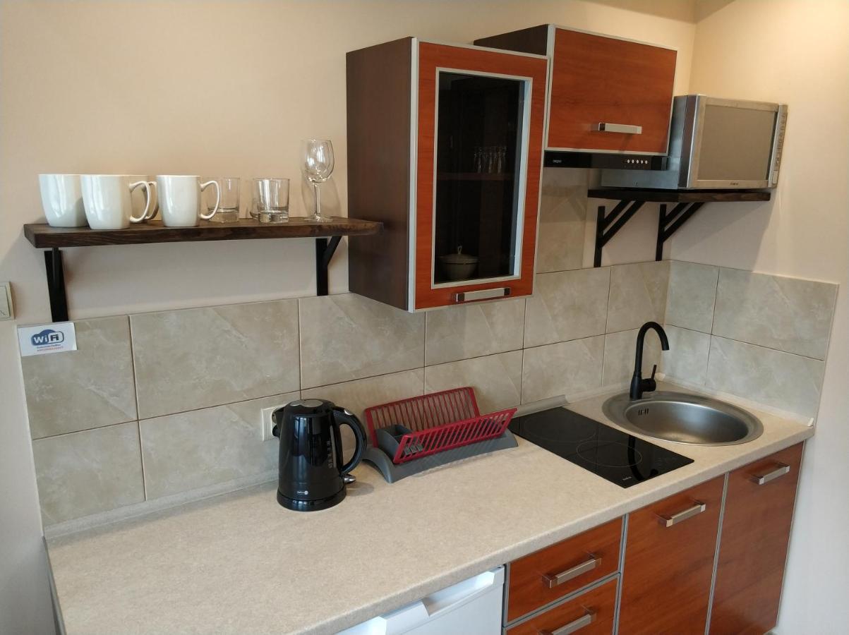 Apartamenty Gosciniec Re-Max Mrzeżyno Exteriör bild