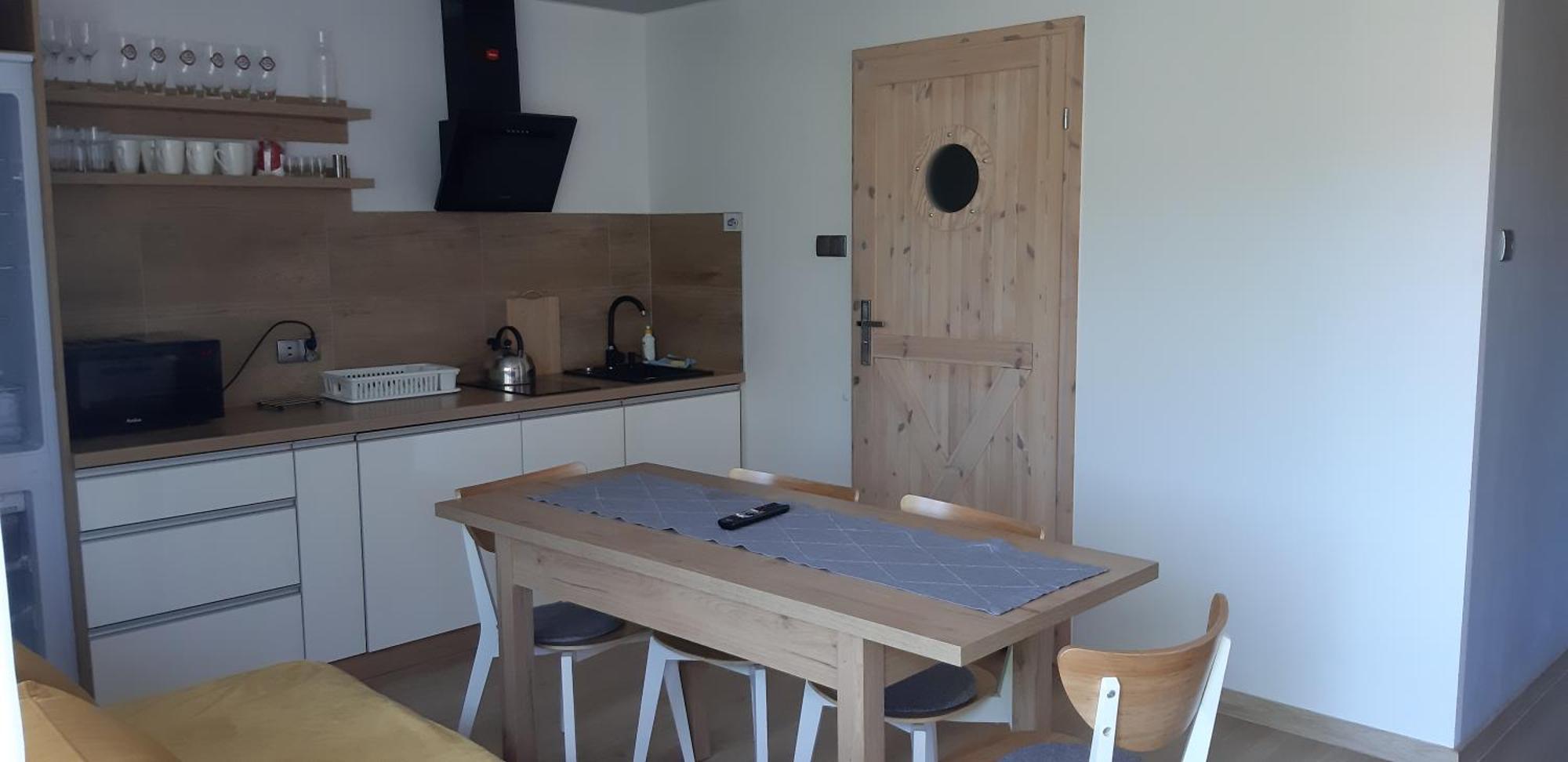 Apartamenty Gosciniec Re-Max Mrzeżyno Exteriör bild