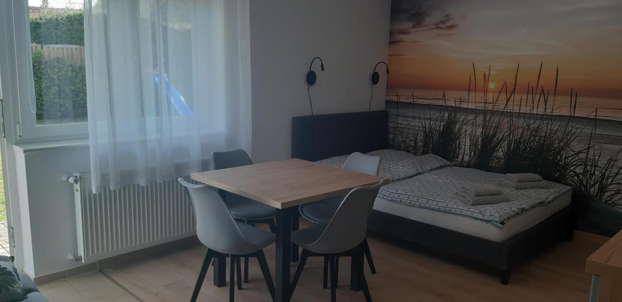 Apartamenty Gosciniec Re-Max Mrzeżyno Exteriör bild