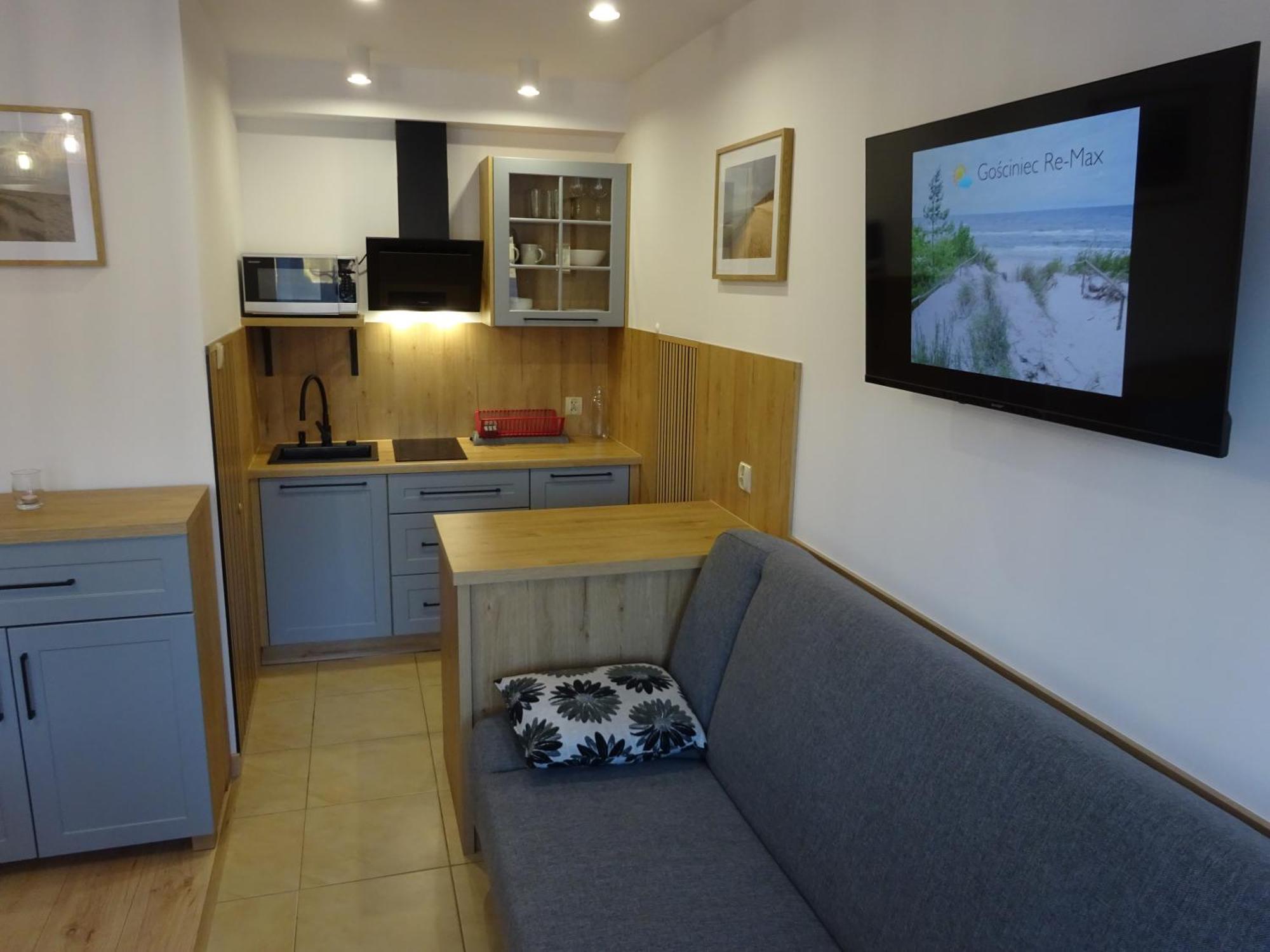 Apartamenty Gosciniec Re-Max Mrzeżyno Exteriör bild