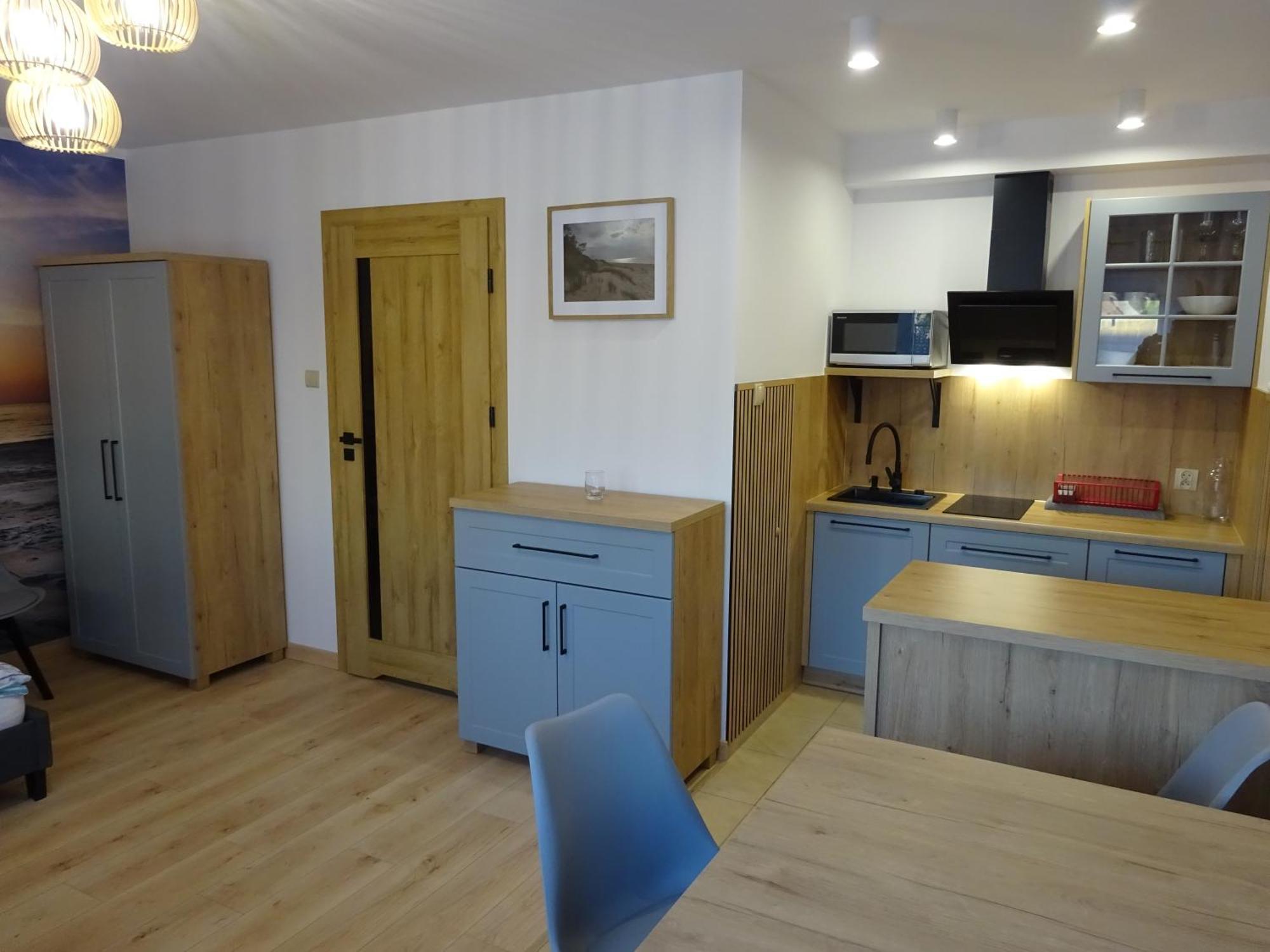 Apartamenty Gosciniec Re-Max Mrzeżyno Exteriör bild
