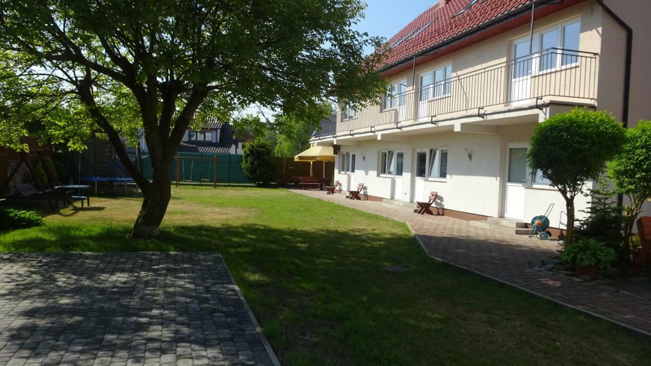 Apartamenty Gosciniec Re-Max Mrzeżyno Exteriör bild