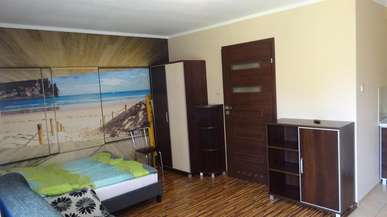 Apartamenty Gosciniec Re-Max Mrzeżyno Exteriör bild